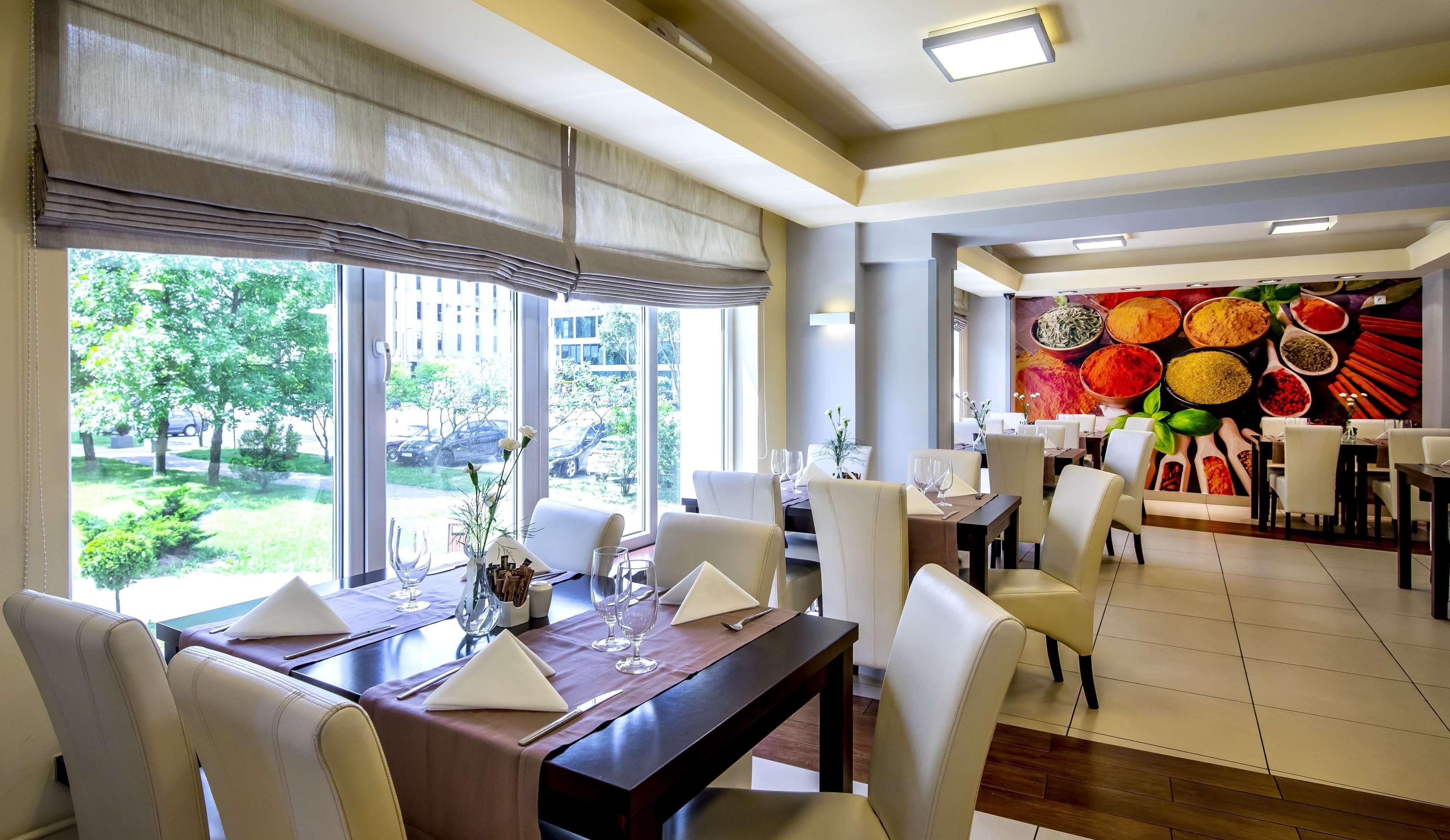 Western Portos Hotel 3*