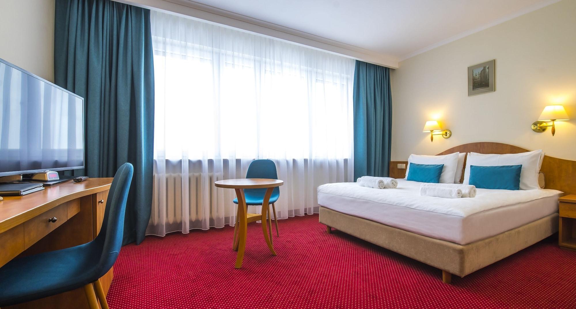 Western Portos 3* Warszawa